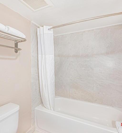 اتاق استاندارد با تخت بزرگ, Casa Bella Inn & Suites Extended Stay