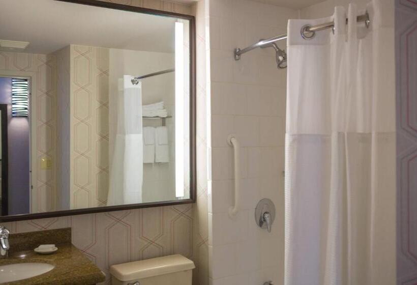 اتاق استاندارد با 2 تخت دوبل, Courtyard By Marriott New York Manhattan/fifth Avenue