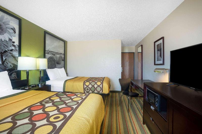 اتاق استاندارد با تخت بزرگ, Hilton Knoxville Airport