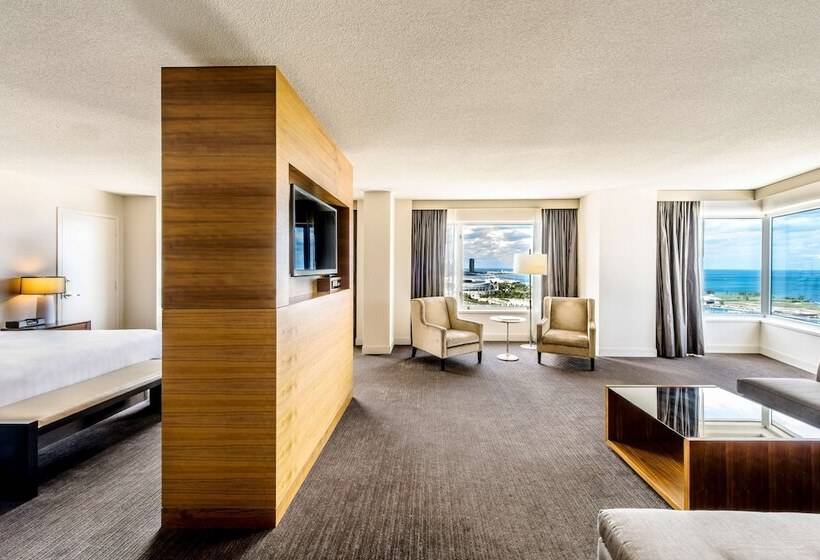 Executive Suite, Hyatt Regency Mccormick Place