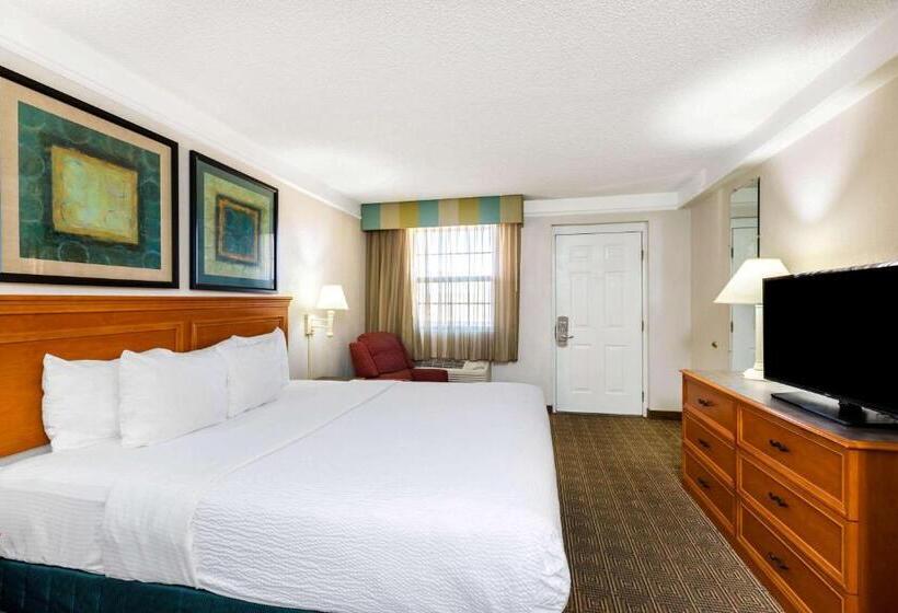 اتاق استاندارد با تخت بزرگ, La Quinta Inn By Wyndham El Paso West