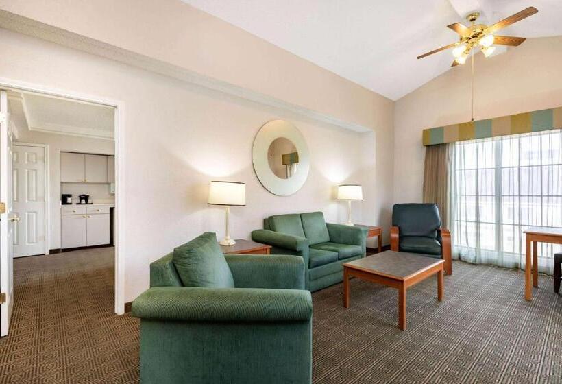 Suite Llit King, La Quinta Inn By Wyndham El Paso West