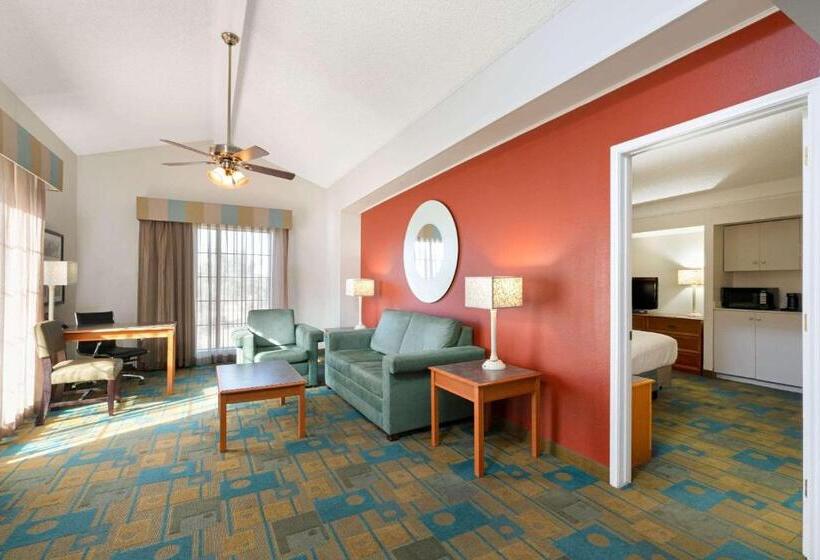 سوئیت با تخت بزرگ, La Quinta Inn By Wyndham Phoenix Sky Harbor Airport