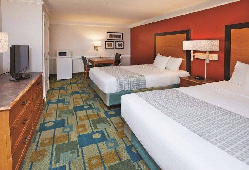 اتاق استاندارد با 2 تخت دوبل, La Quinta Inn By Wyndham Savannah Midtown