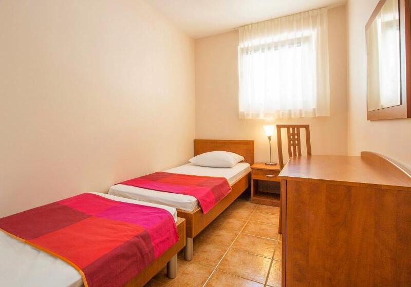 اتاق لوکس, La Quinta Inn By Wyndham Savannah Midtown