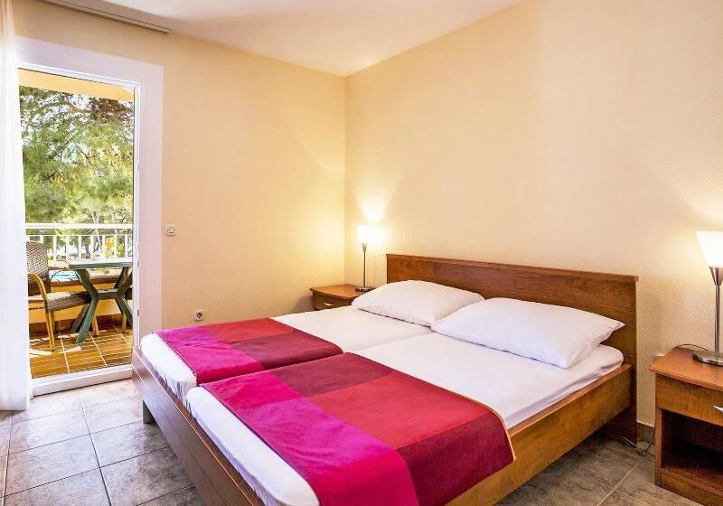 اتاق لوکس, La Quinta Inn By Wyndham Savannah Midtown