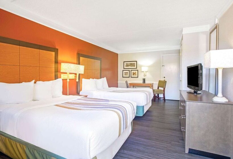 Standaardkamer met 2 Tweepersoonsbedden, La Quinta Inn By Wyndham Victoria