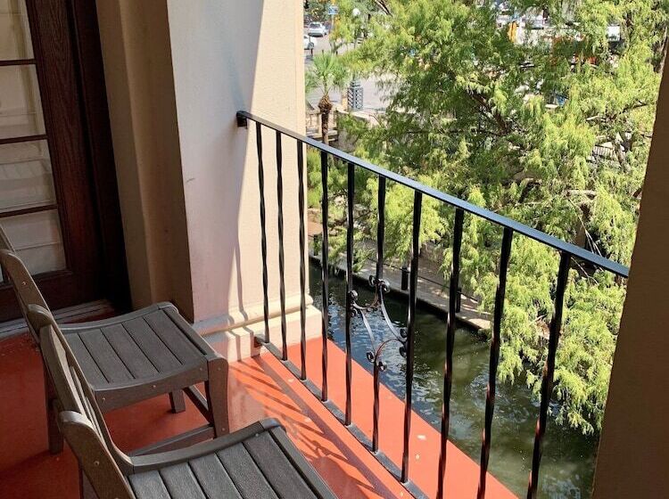 اتاق پریمیوم با بالکن, Omni La Mansion Del Rio
