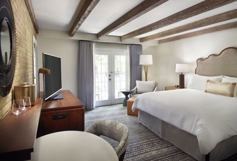 سوئیت پریمیوم, Omni La Mansion Del Rio