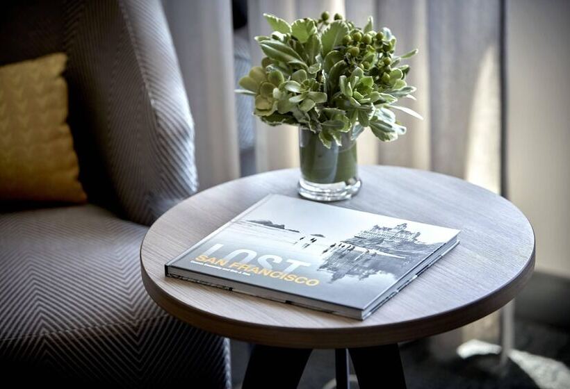 سوییت جونیور, San Francisco Marriott Fisherman's Wharf