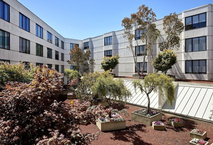 سوییت جونیور, San Francisco Marriott Fisherman's Wharf