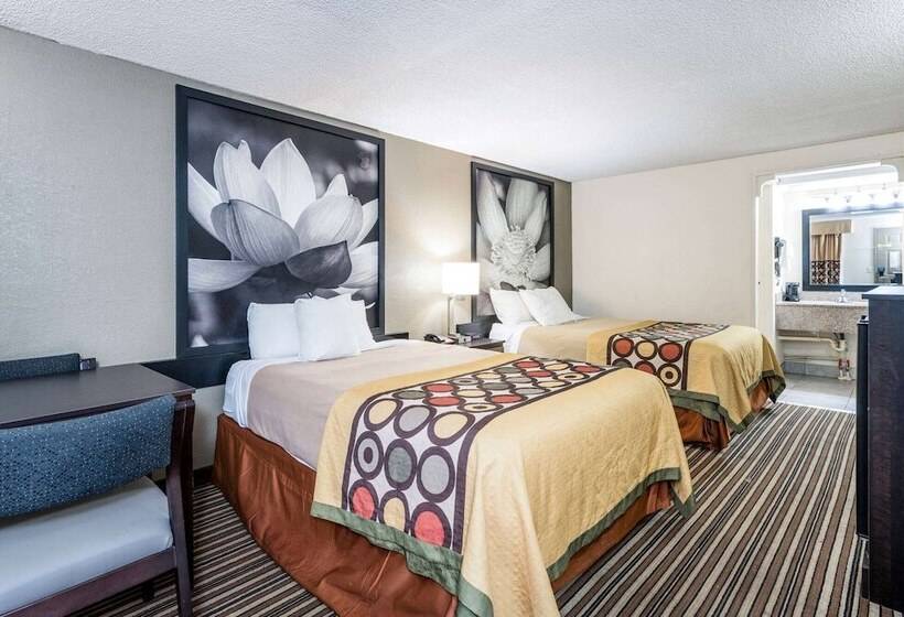 اتاق استاندارد با 2 تخت دوبل, Super 8 By Wyndham Monroe