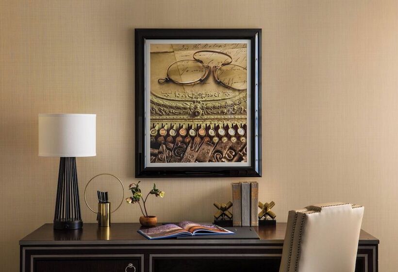 اتاق لوکس, The Mayflower Hotel, Autograph Collection
