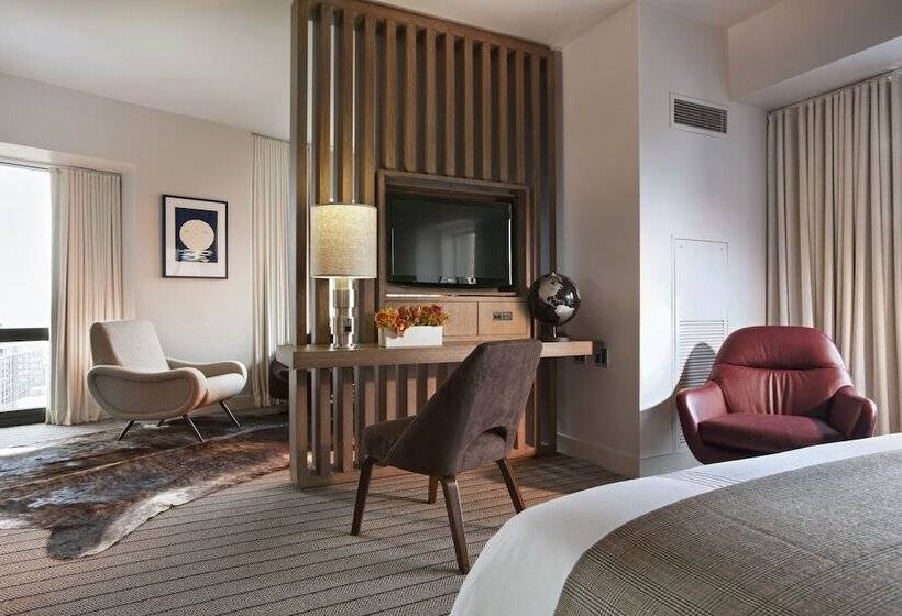 سوییت جونیور, Thompson Chicago, By Hyatt