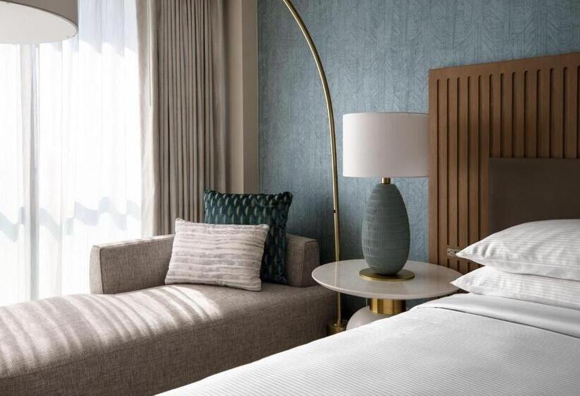اتاق استاندارد با تخت بزرگ, Vea Newport Beach, A Marriott Resort & Spa