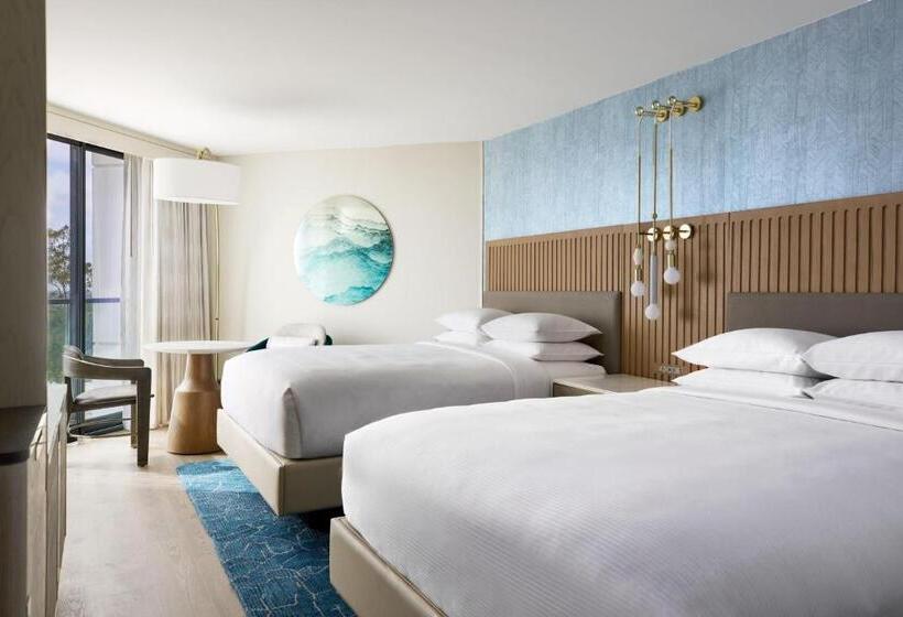 اتاق استاندارد با تخت دو نفره بزرگ, Vea Newport Beach, A Marriott Resort & Spa