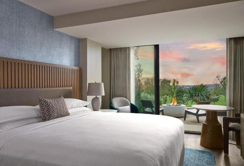 اتاق استاندارد در طبقه همکف, Vea Newport Beach, A Marriott Resort & Spa