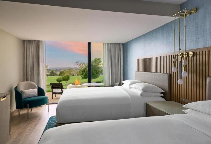 اتاق استاندارد در طبقه همکف, Vea Newport Beach, A Marriott Resort & Spa