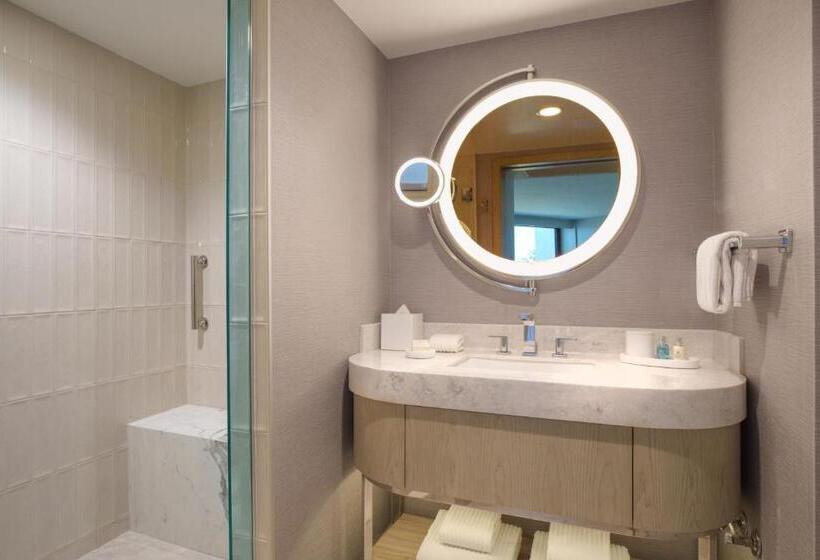 سوئیت با تخت بزرگ, Vea Newport Beach, A Marriott Resort & Spa