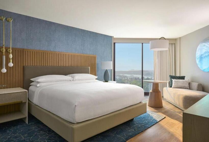 Suite King Bed, Vea Newport Beach, A Marriott Resort & Spa