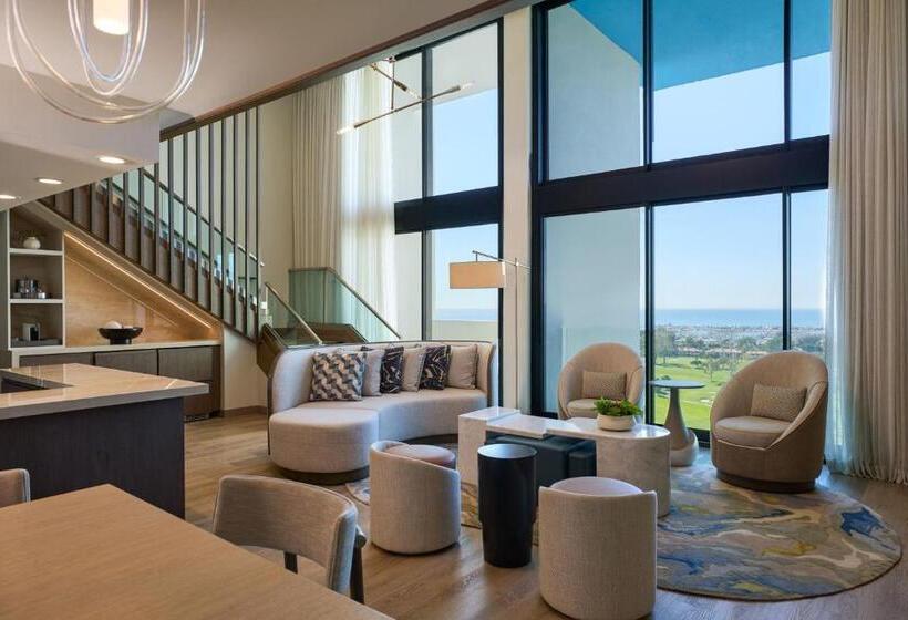 سوئیت با تخت بزرگ, Vea Newport Beach, A Marriott Resort & Spa