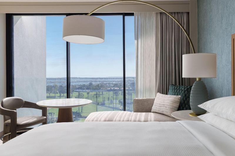 سوئیت با تخت بزرگ, Vea Newport Beach, A Marriott Resort & Spa