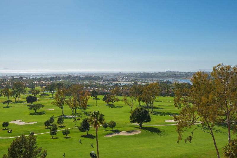 سوئیت با تخت بزرگ, Vea Newport Beach, A Marriott Resort & Spa