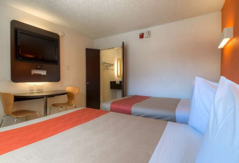 اتاق استاندارد با 2 تخت دوبل, Motel 6 Las Vegas Tropicana
