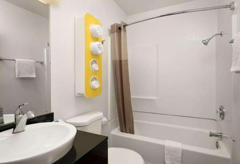 اتاق استاندارد چهار تخته, Motel 6 Pismo Beach, Ca