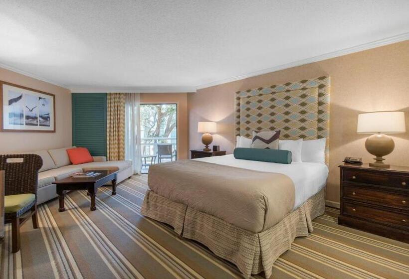 Standard Studio King Bed, Omni Hilton Head Oceanfront Resort