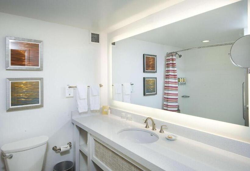 اتاق استاندارد با چشم‌انداز باغ, Sonesta Resort  Hilton Head Island