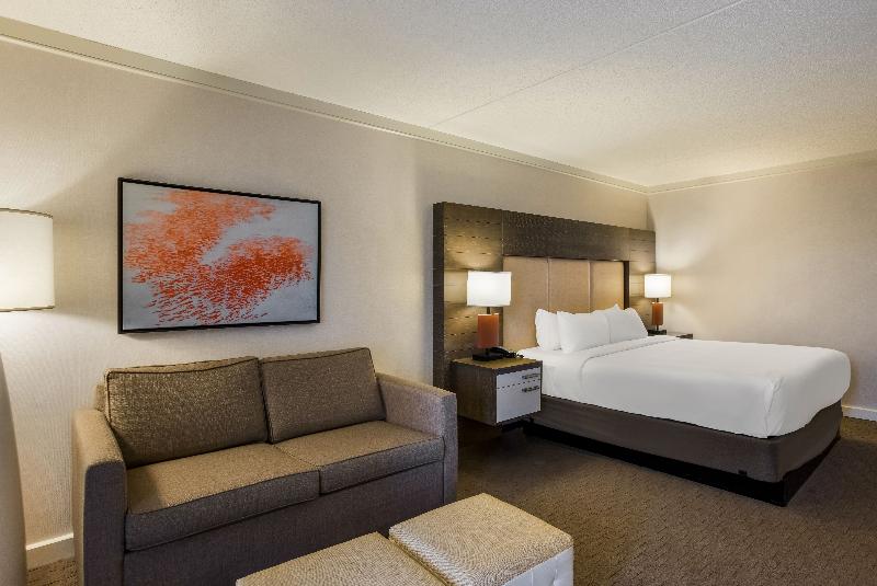 اتاق استاندارد با تخت بزرگ, Sonesta Resort  Hilton Head Island