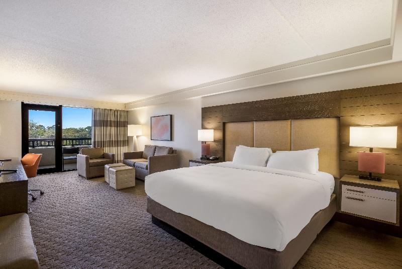 اتاق اجرایی با تخت بزرگ, Sonesta Resort  Hilton Head Island
