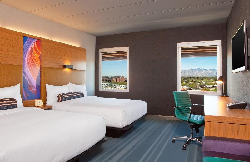 Standard Room, Aloft Tucson University