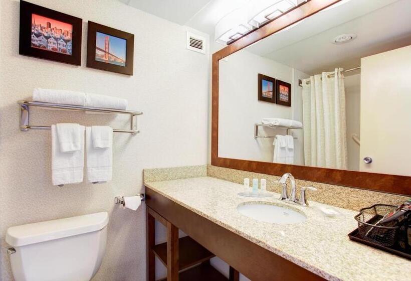 اتاق استاندارد, Comfort Inn By The Bay