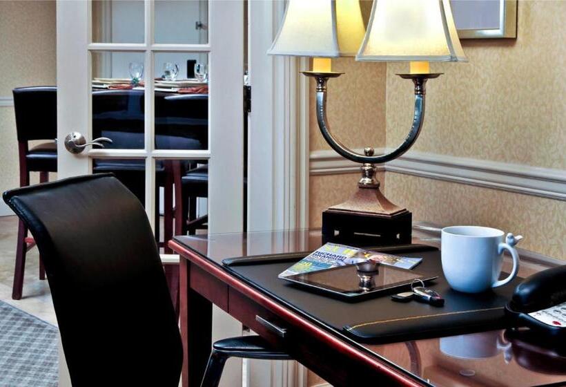 سوییت, Crowne Plaza Hotel Portland Downtown Convention Center, An Ihg