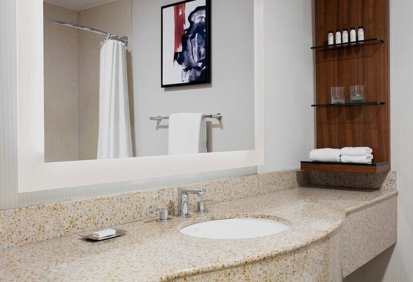 سوییت, Delta Hotels By Marriott Burlington