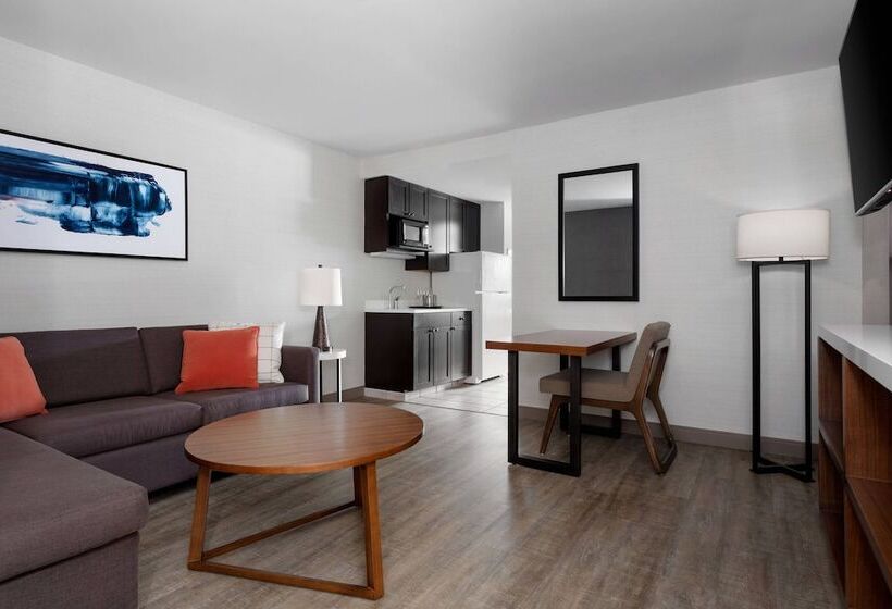 سوییت, Delta Hotels By Marriott Burlington