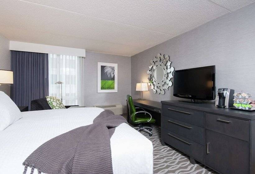 Junior Suite, Doubletree By Hilton  Chicago  North Shore Conference Center