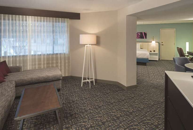 اتاق استاندارد, Doubletree By Hilton Huntington