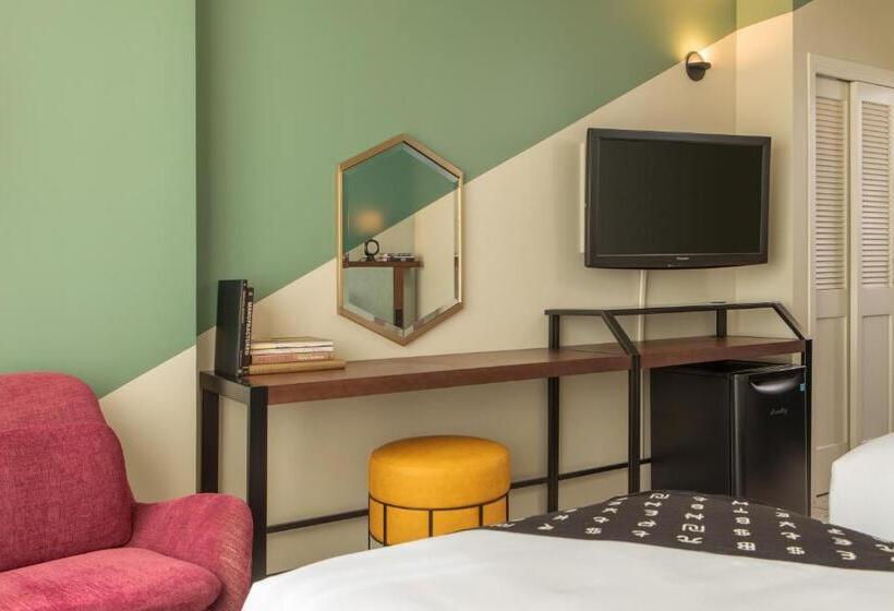 اتاق لوکس, Generator Hotel Washington Dc