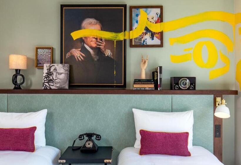 اتاق لوکس, Generator Hotel Washington Dc
