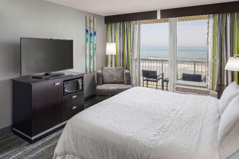 اتاق استاندارد با تخت بزرگ, Hampton Inn Daytona Beach/beachfront