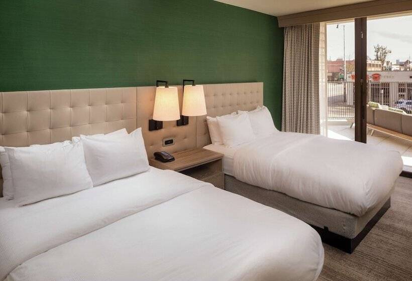 اتاق استاندارد با 2 تخت دوبل, Hilton Birmingham Downtown At Uab