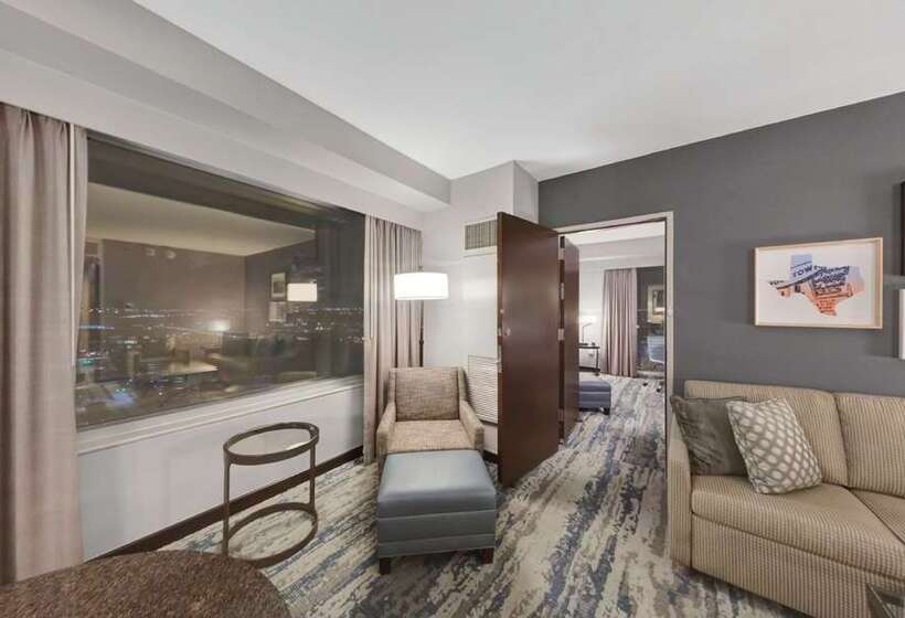 سوییت, Hilton Oakland Airport