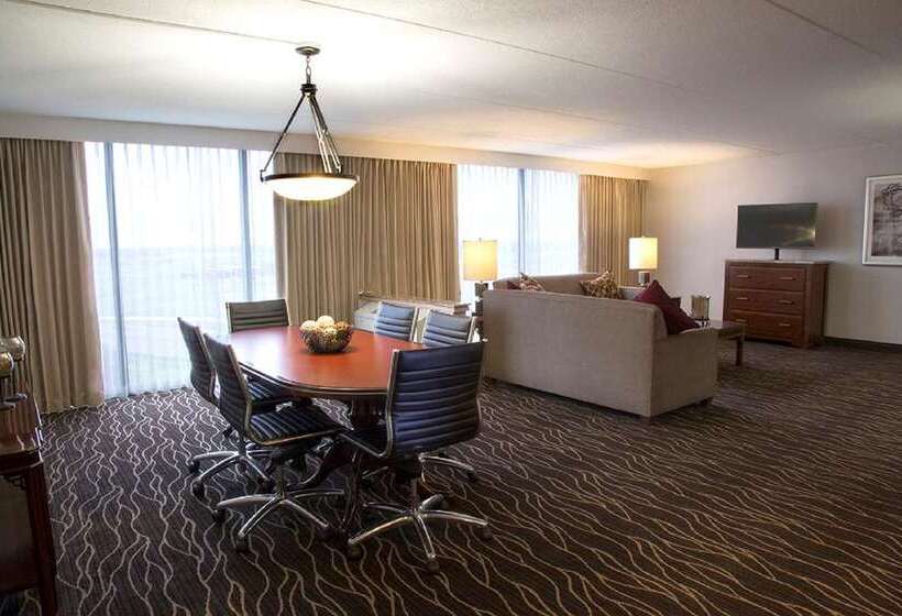 سوییت, Hilton Oakland Airport