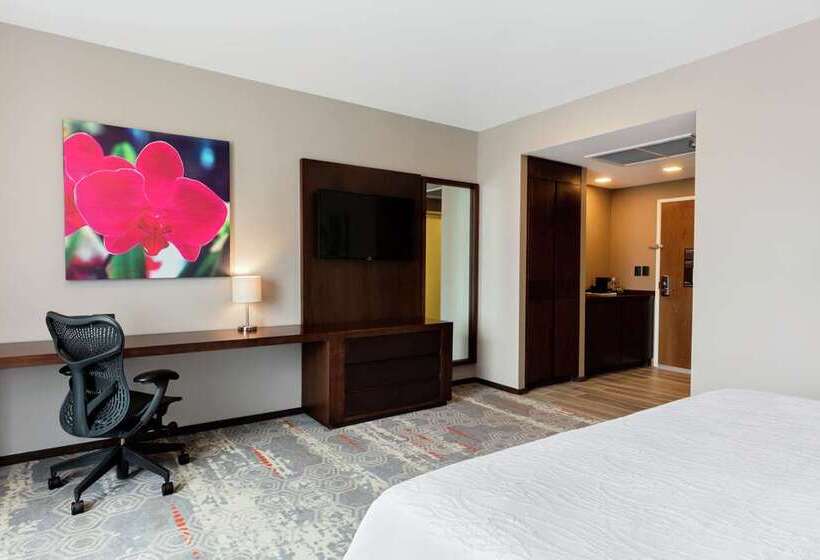 اتاق استاندارد با تخت بزرگ, Hilton Oakland Airport