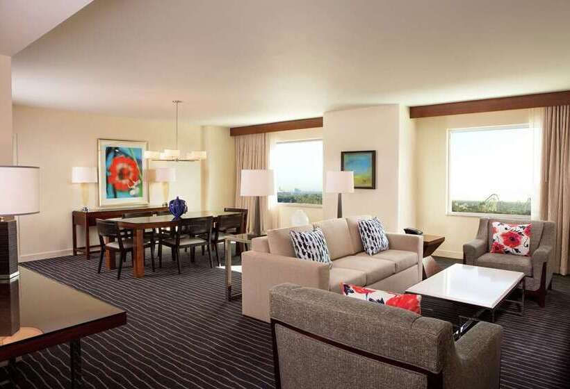 سوییت, Hilton Oakland Airport