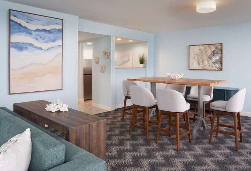 سوییت, Hilton Oakland Airport