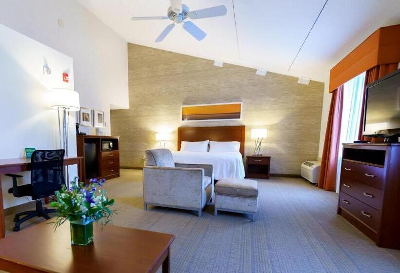 带大床的行政房间, Iris Hotel Cape Cod